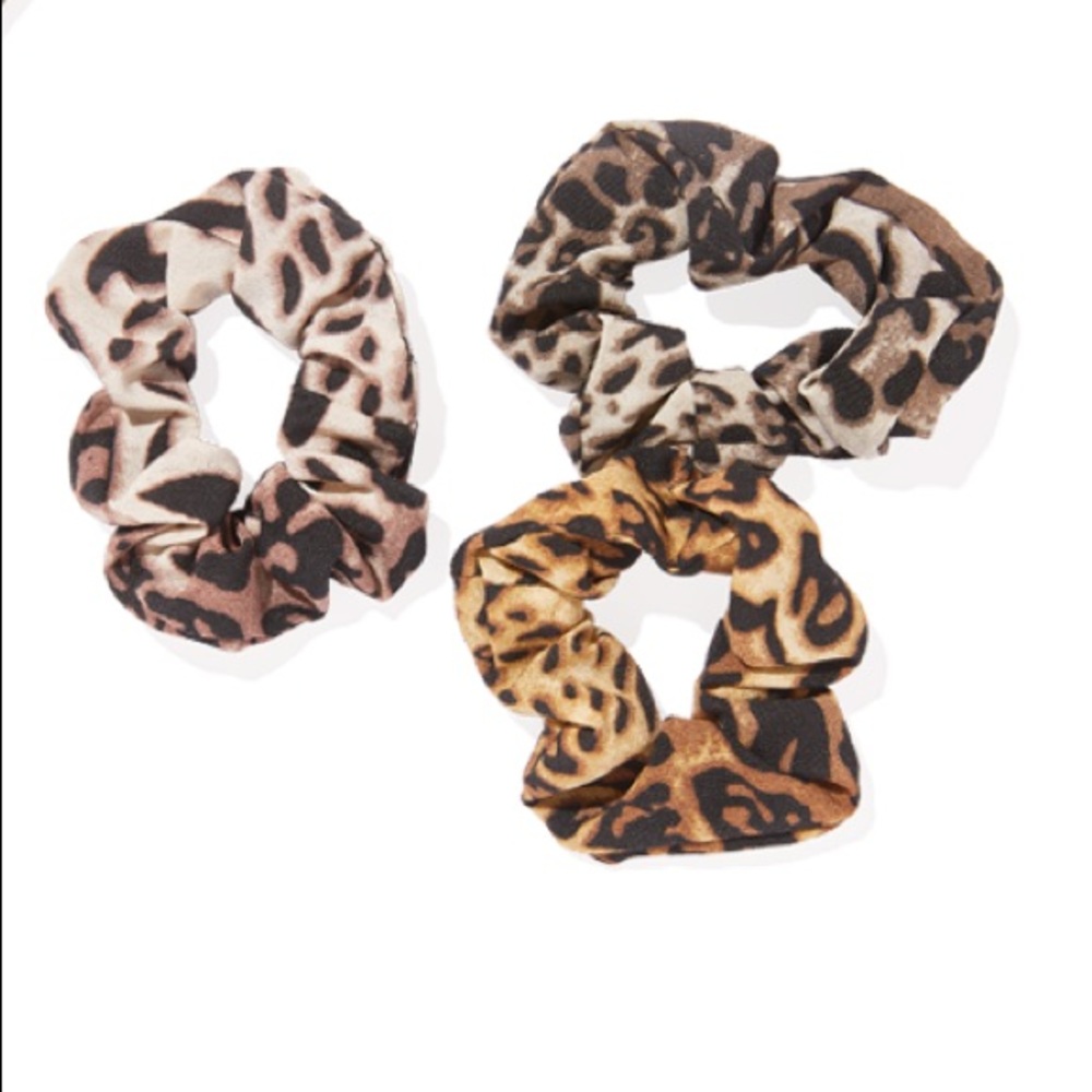 nOir Jewelry • Cheetah Patterned Scrunchies